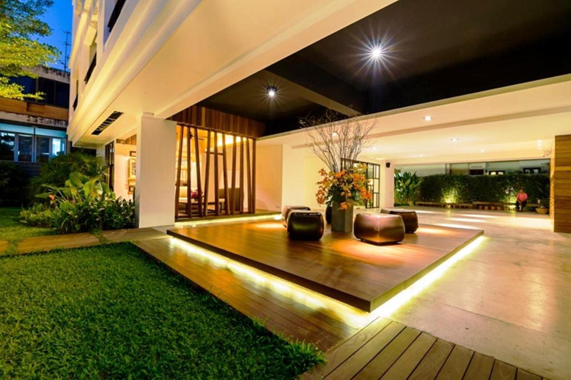 UMA Residence Banguecoque Exterior foto